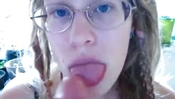 أحمر الشعر جمال Skyla افلام سكس تركي محارم Novea. منكوح من قبل الرجل الأكبر سنا
