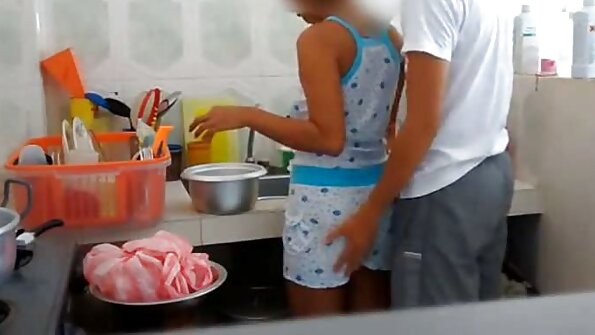 امرأة سمراء مواقع افلام سكس مترجم عربي جميلة تضاجع زميلها