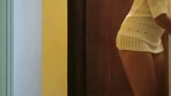 مذهلة افلام سكس محارم اجنبي مترجم الجبهة براندي الحب توسيع ساقيها بعيدا