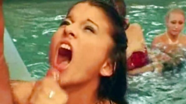 يحصل افلام سكس اسرائيلي مترجم مسمر شقراء مع وشم الظهر